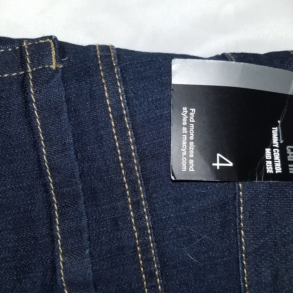 Capris - Picture 3 of 4